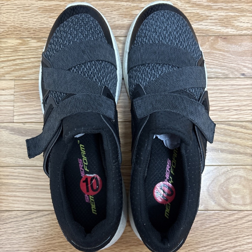 Sketchers Black Memory Foam‎ Athletic Shoes Comfort Easy Slip On Style - Size 10